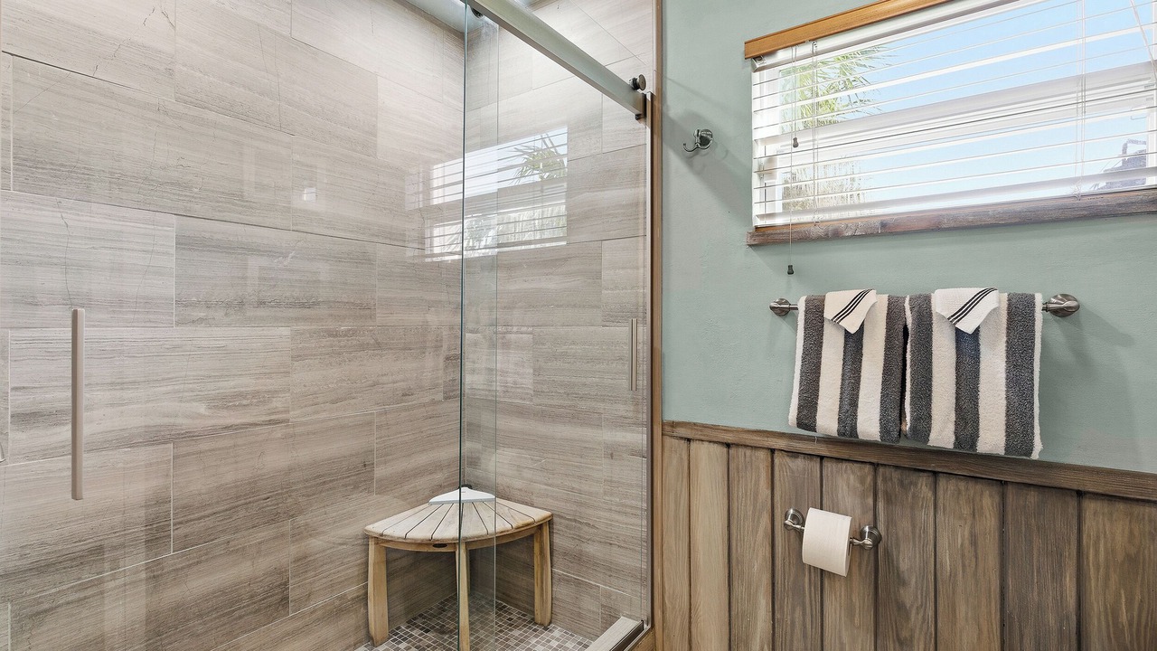 Photo of Bathroom in Edgewater
