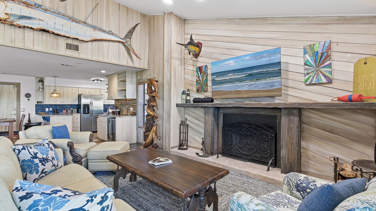 Photo of Livingroom in Edgewater