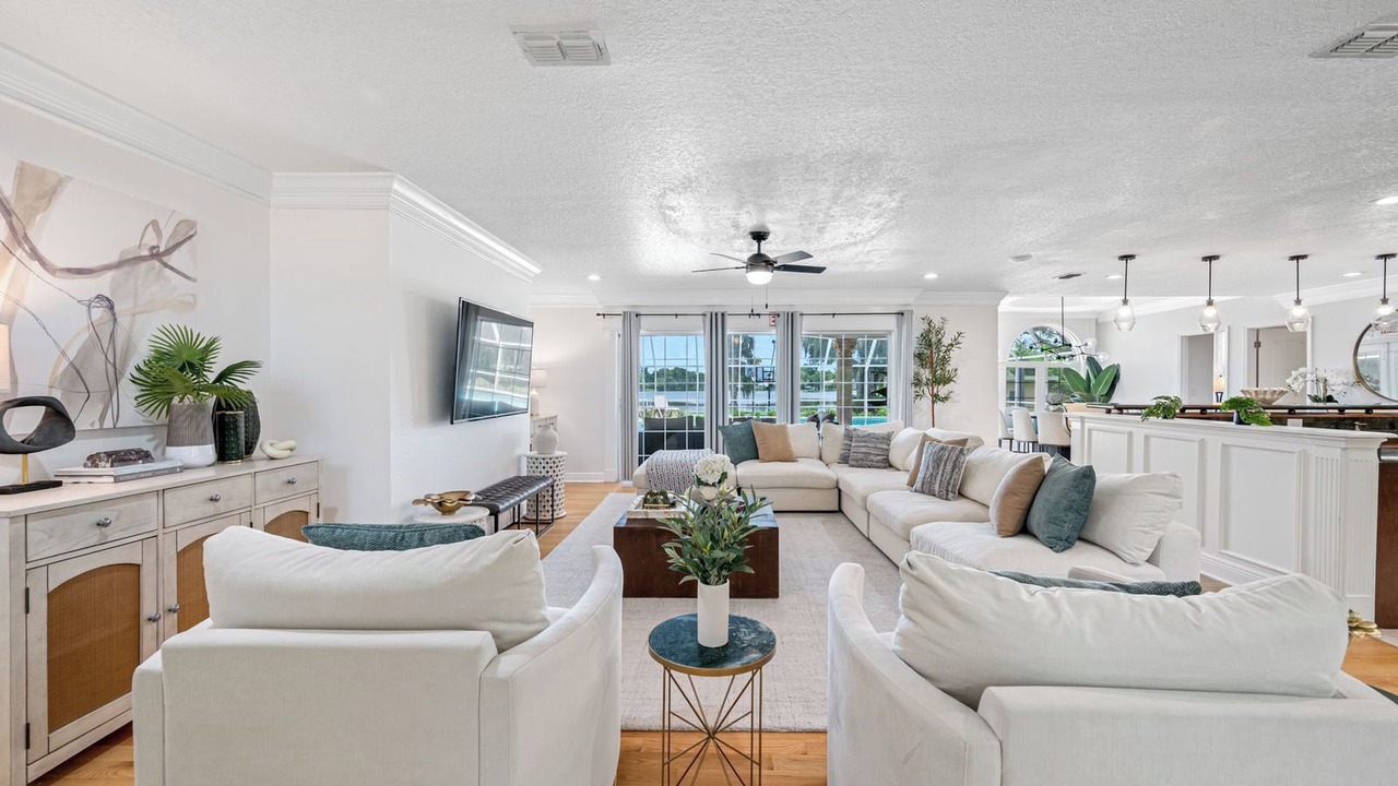 Photo of Livingroom in Lake Magdalene