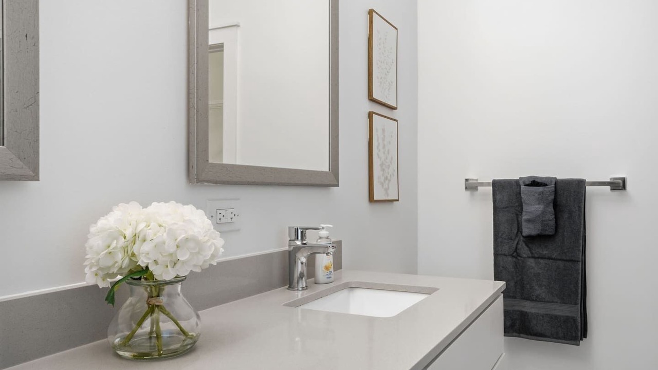 Photo of Bathroom in Second Ward