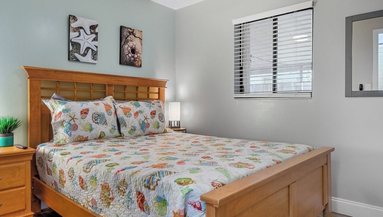 Photo of Bedroom in Ocean Woods