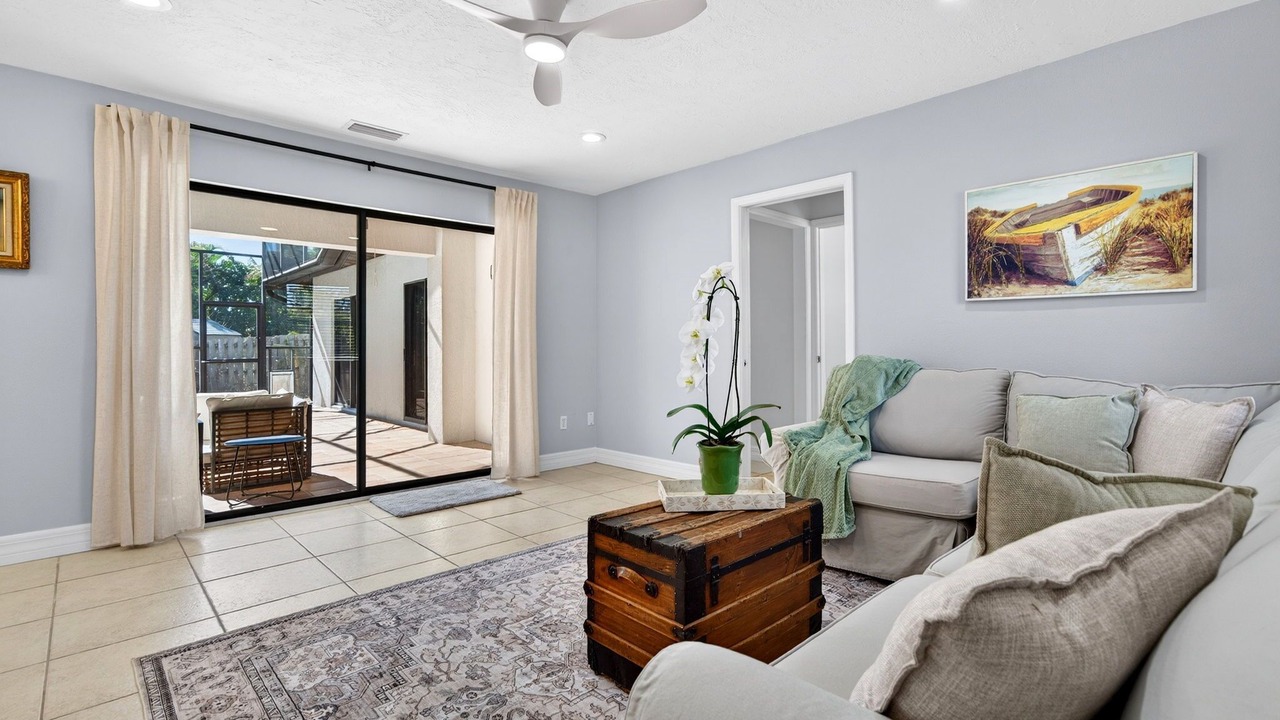 Photo of Livingroom in South Sarasota