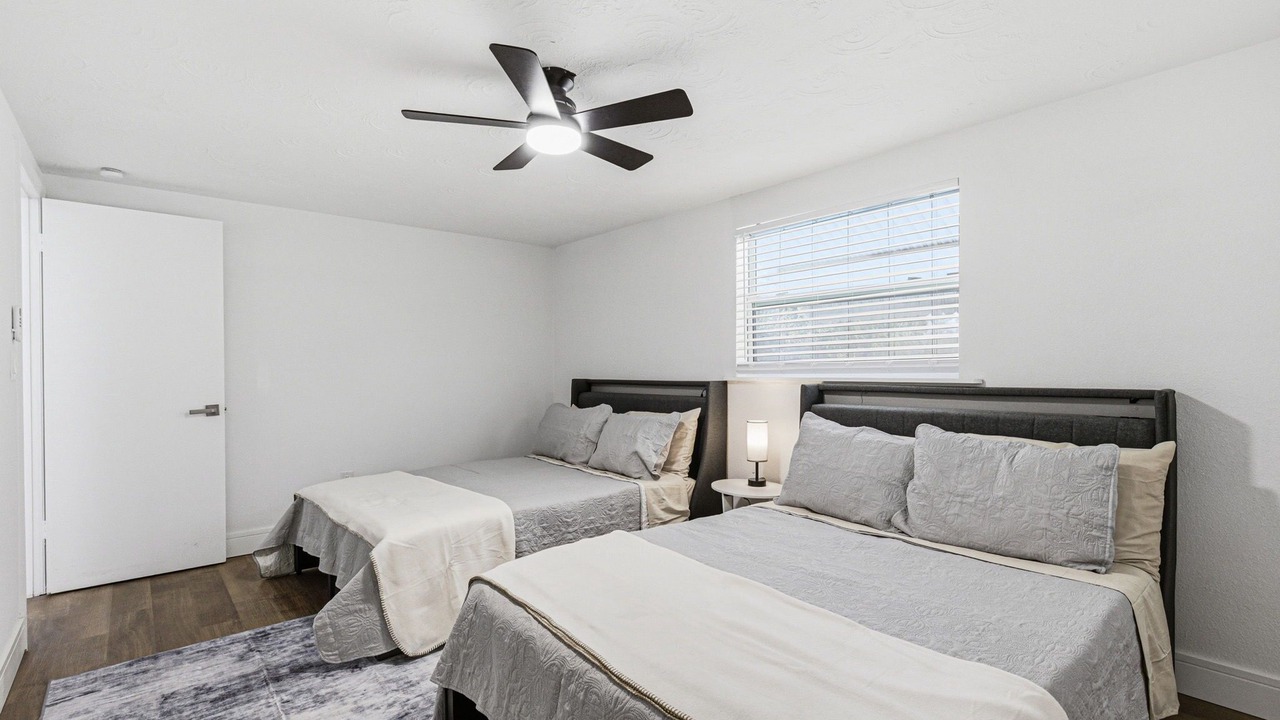 Photo of Bedroom in Aloha Gardens