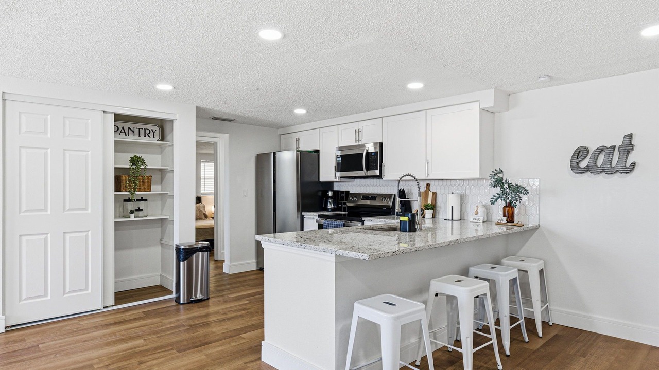 Photo of Kitchen in Aloha Gardens