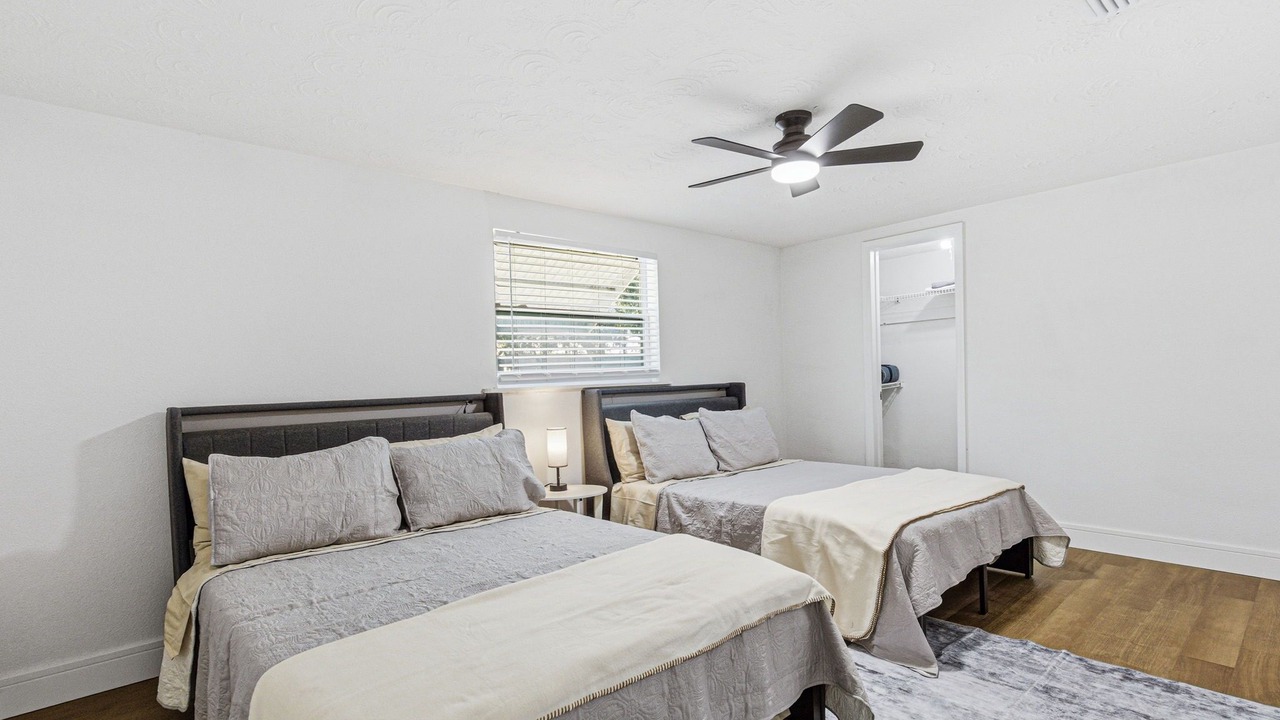 Photo of Bedroom in Aloha Gardens