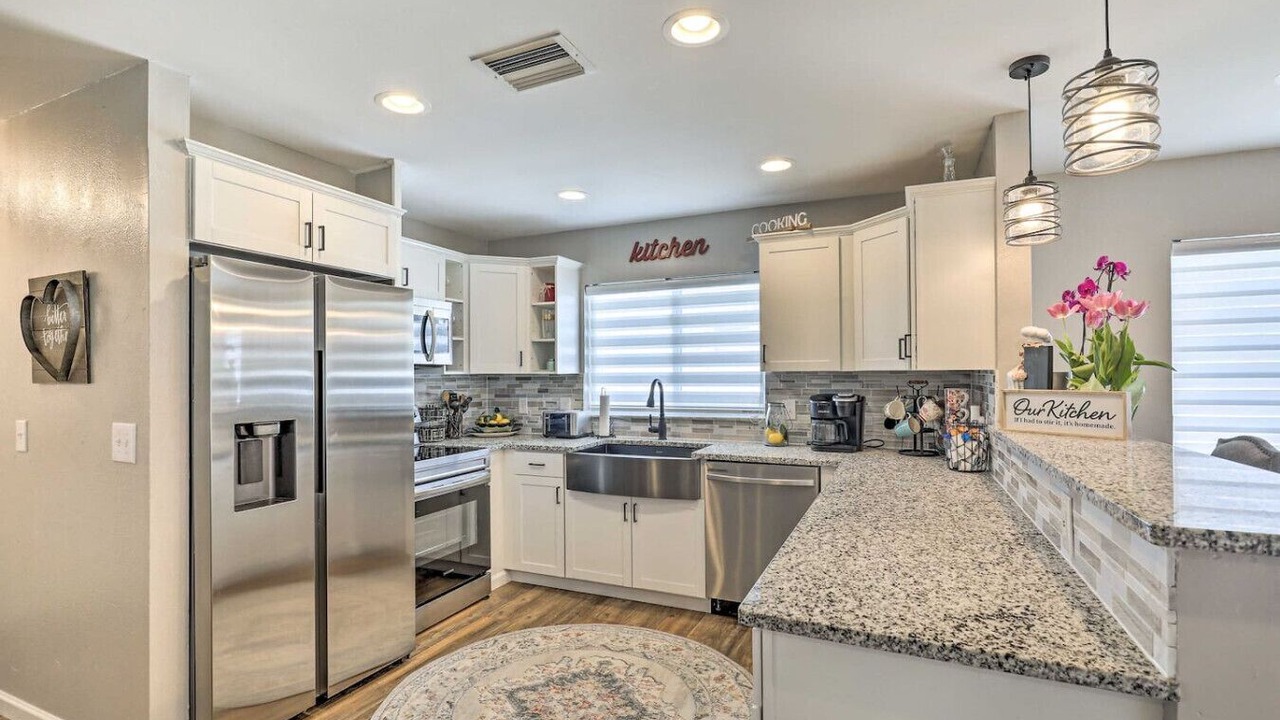 Photo of Kitchen in Holiday Lakes West