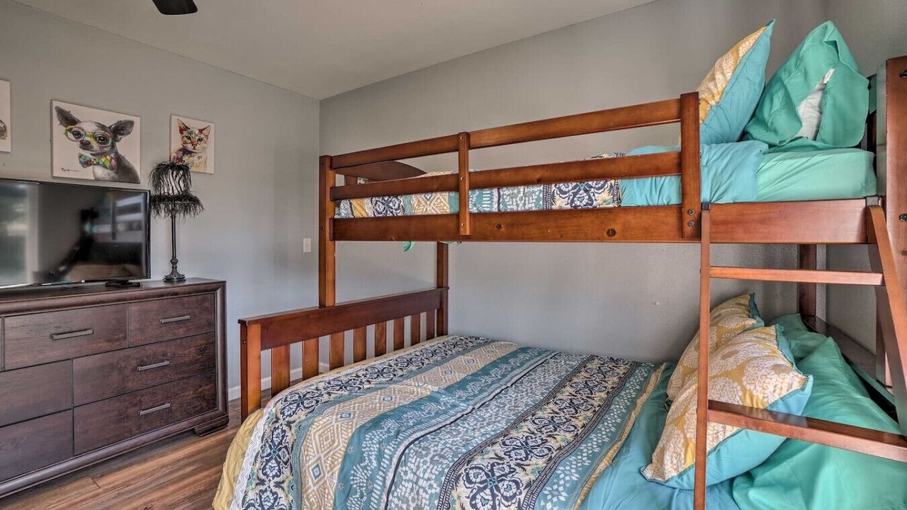Photo of Bedroom in Holiday Lakes West