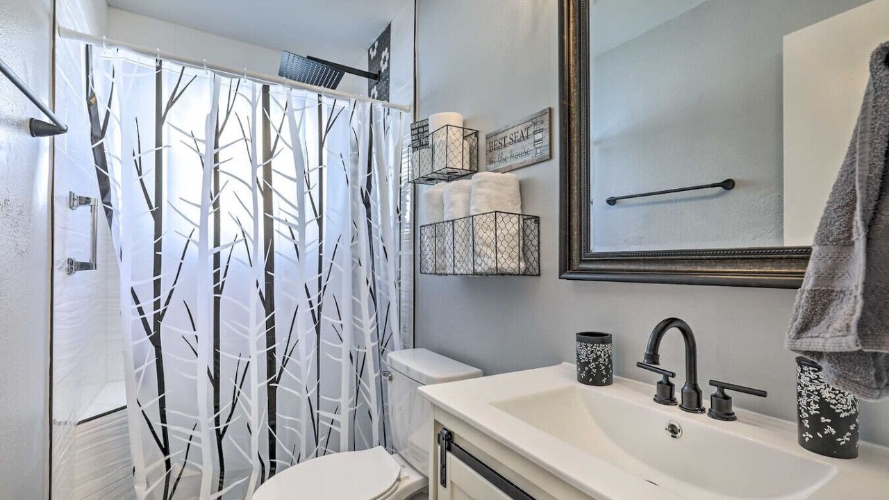 Photo of Bathroom in Holiday Lakes West