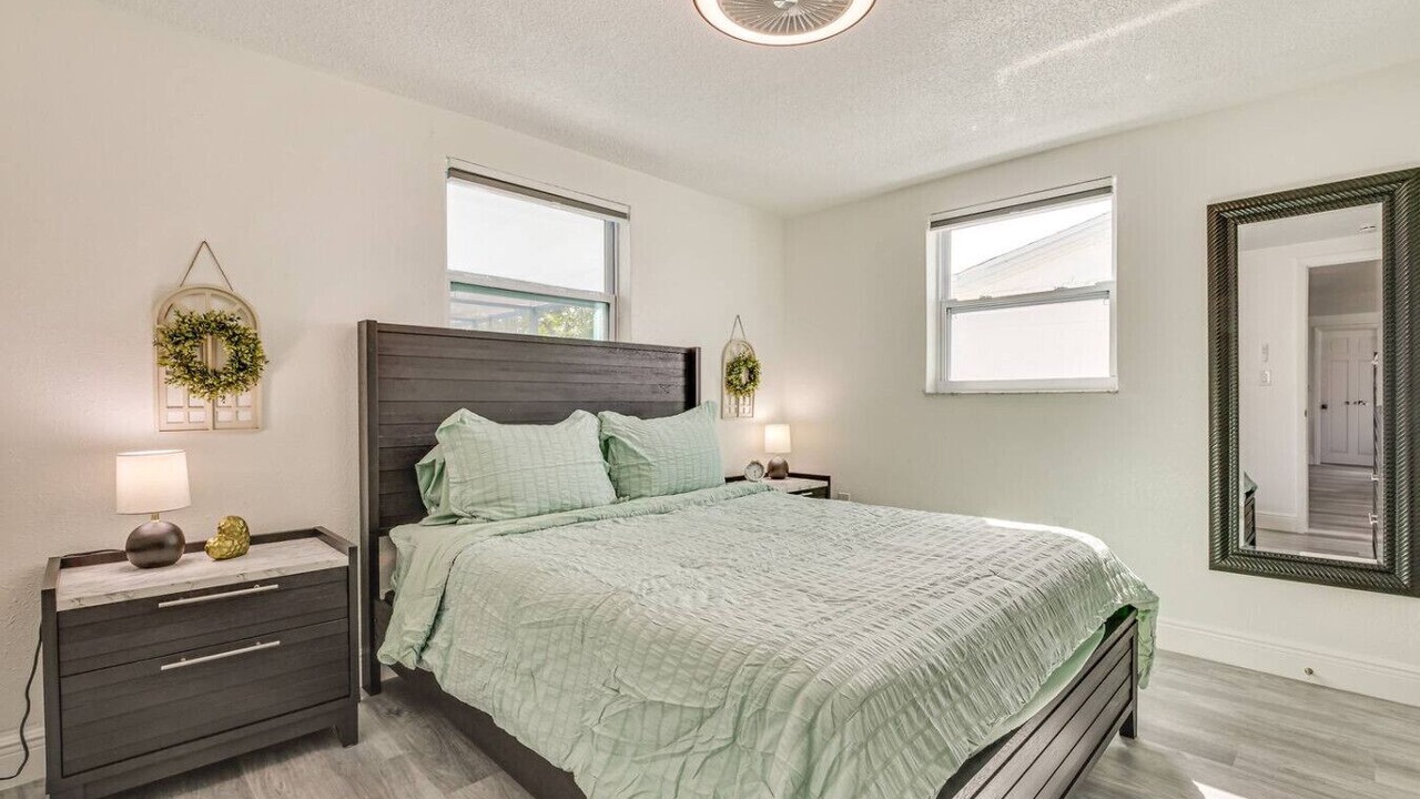 Photo of Bedroom in Holiday Lake Estates