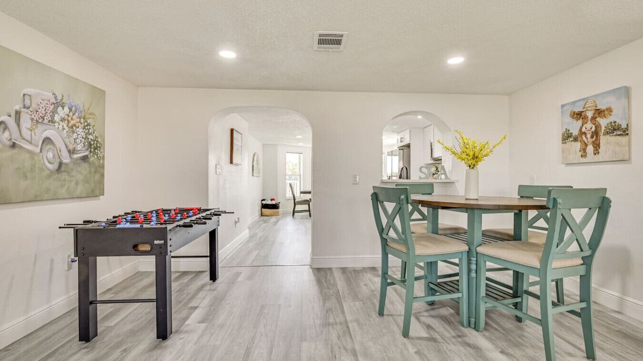 Photo of Bedroom in Holiday Lake Estates