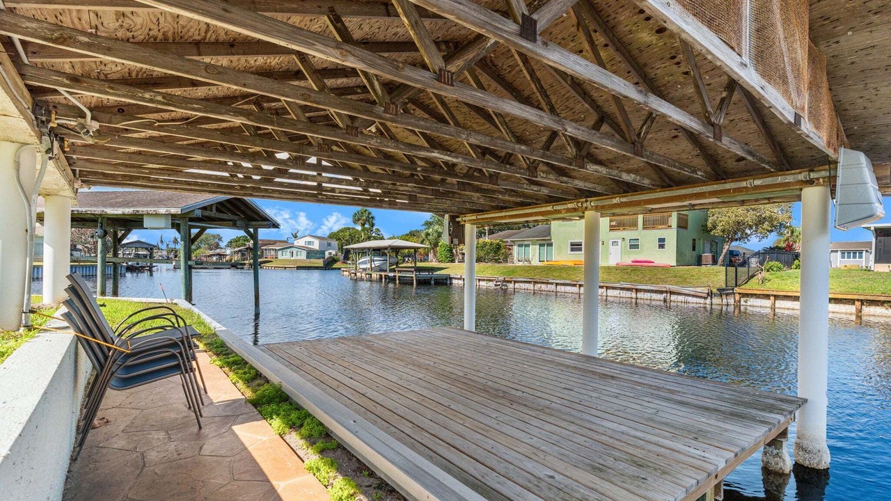 Photo of Outdoor in Surfside Estates