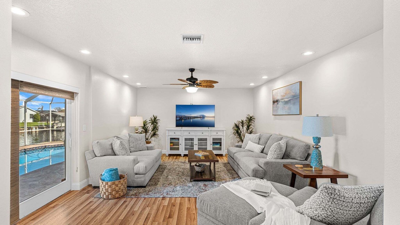 Photo of Outdoor in Surfside Estates