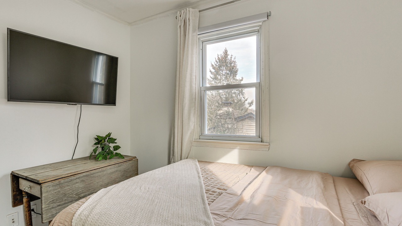 Photo of Bedroom in Hopatcong