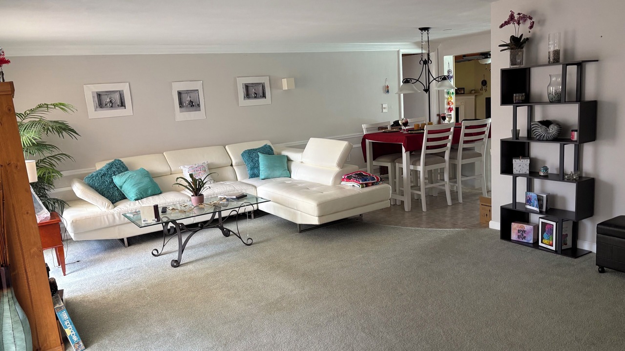 Photo of Livingroom in Beacon Woods Village