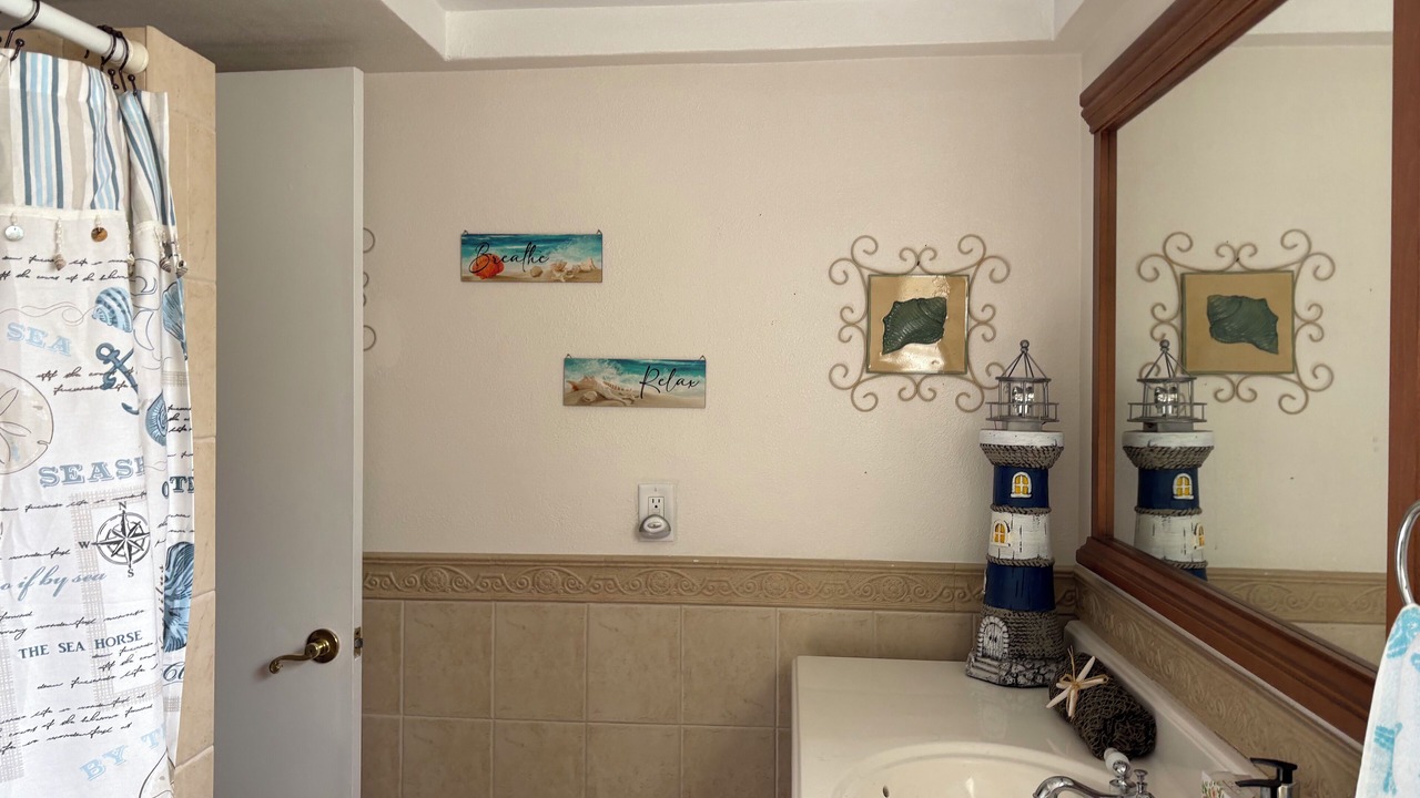 Photo of Bathroom in Beacon Woods Village