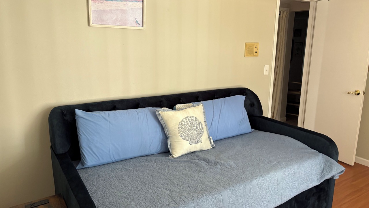 Photo of Bedroom in Beacon Woods Village