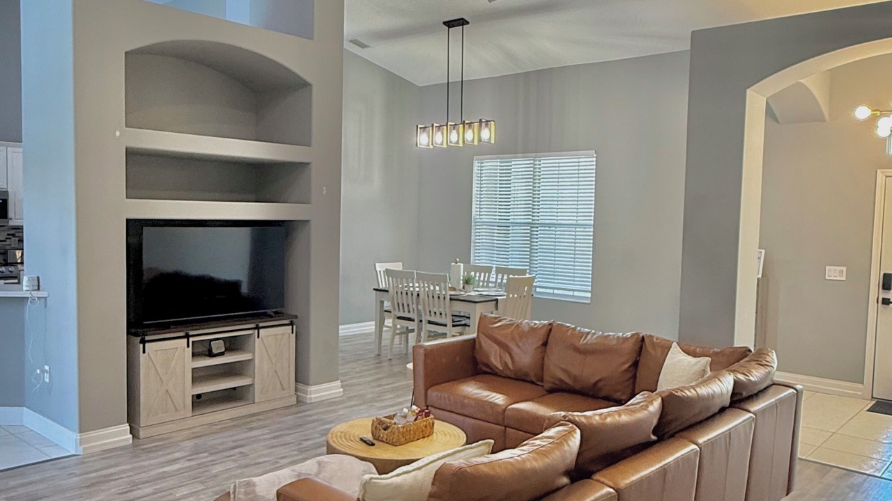 Photo of Livingroom in Silver Lake