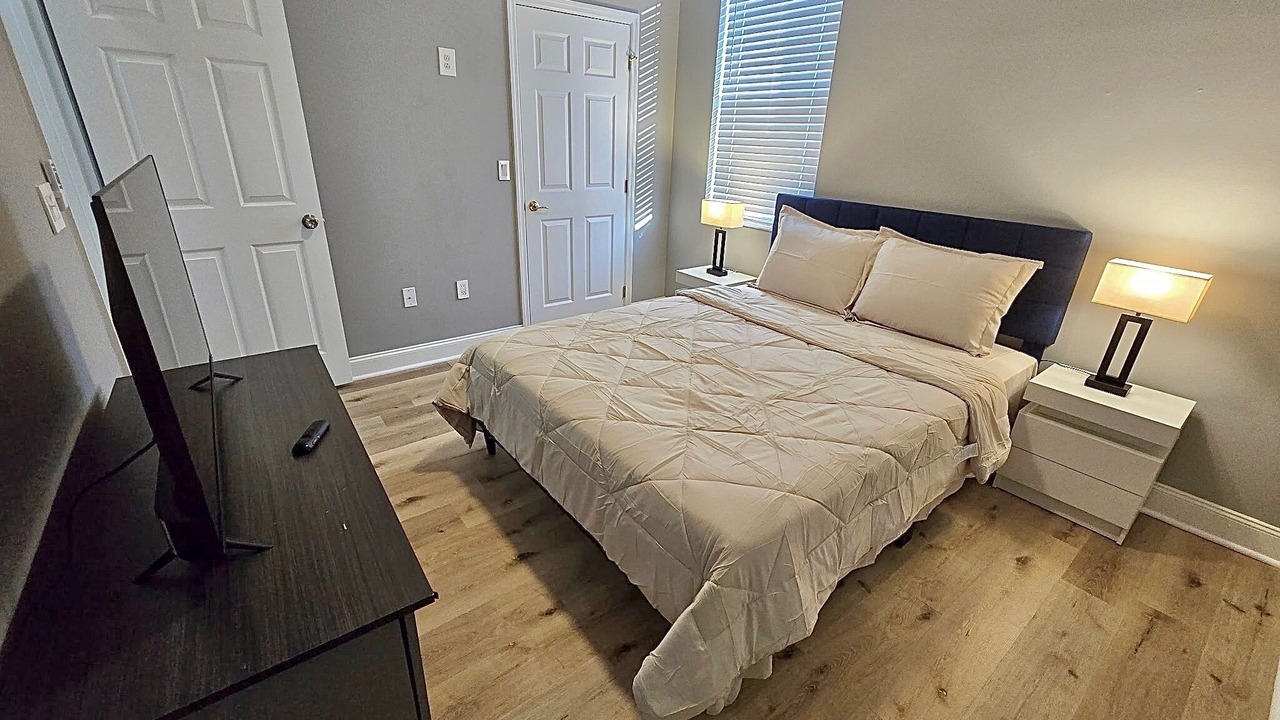 Photo of Bedroom in Silver Lake
