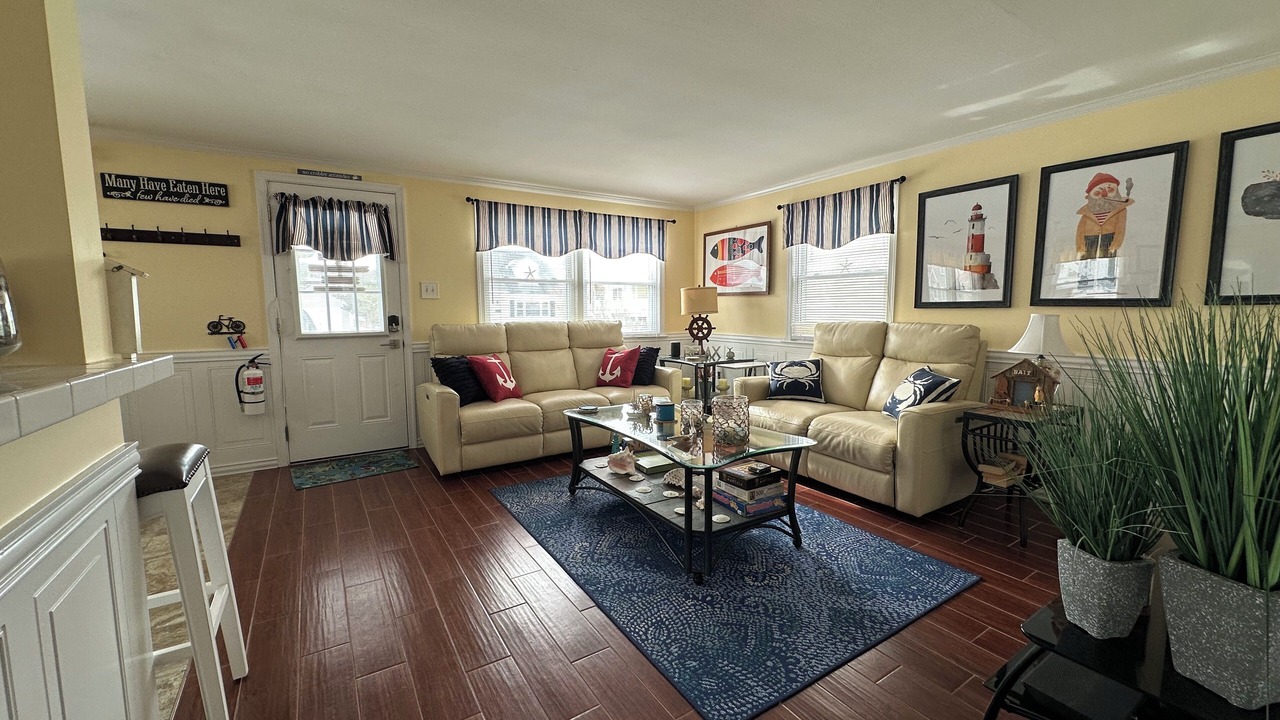 Photo of Livingroom in North Beach Haven