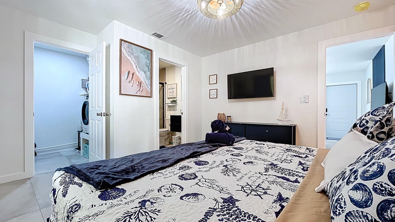 Photo of Bedroom in Bradenton Beach