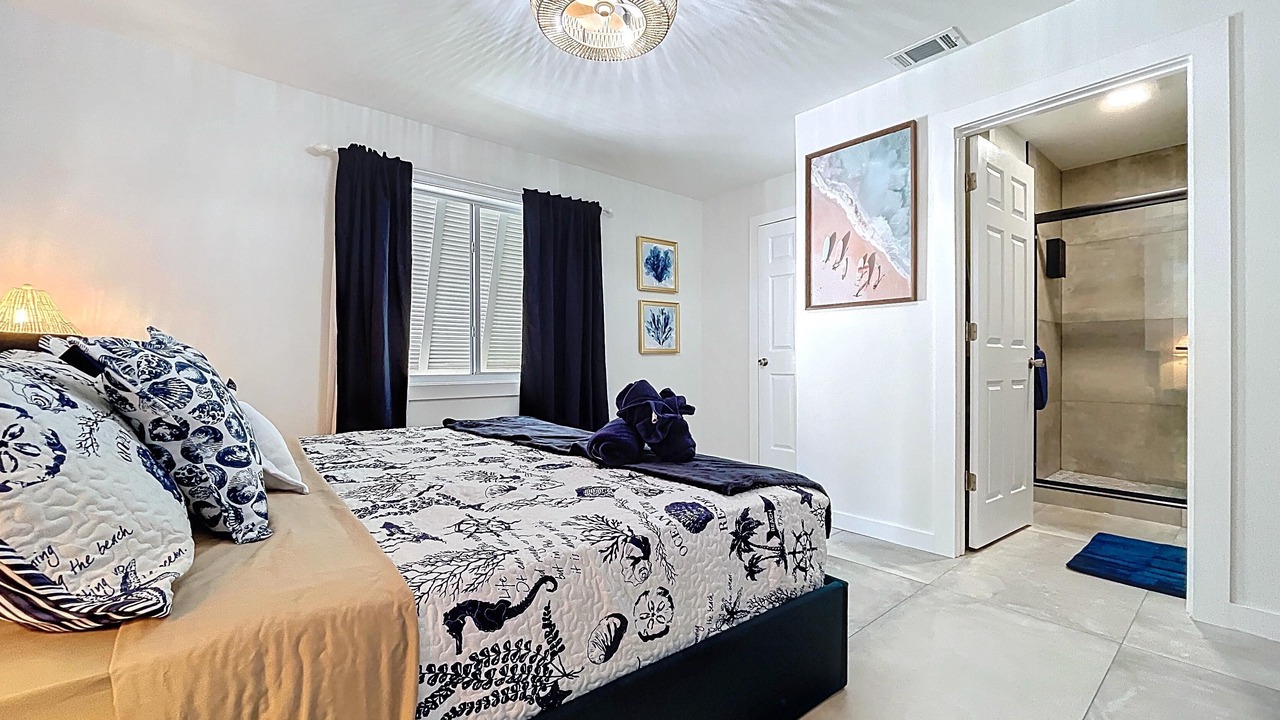 Photo of Bedroom in Bradenton Beach