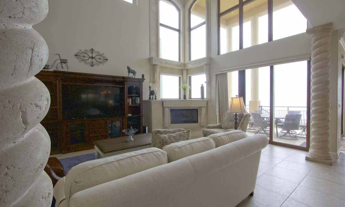 Photo of Livingroom in Indian Shores
