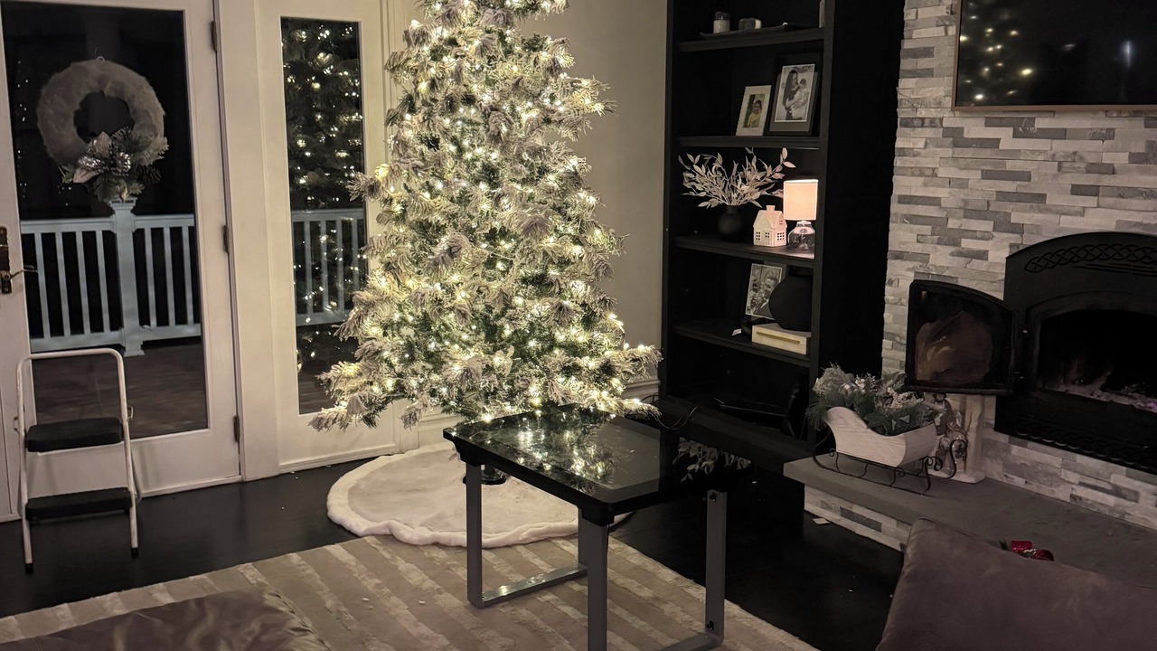 Photo of Livingroom in Millstone Township