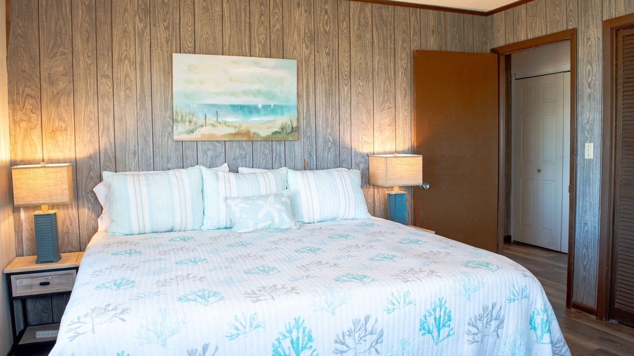 Photo of Bedroom in Crescent Beach
