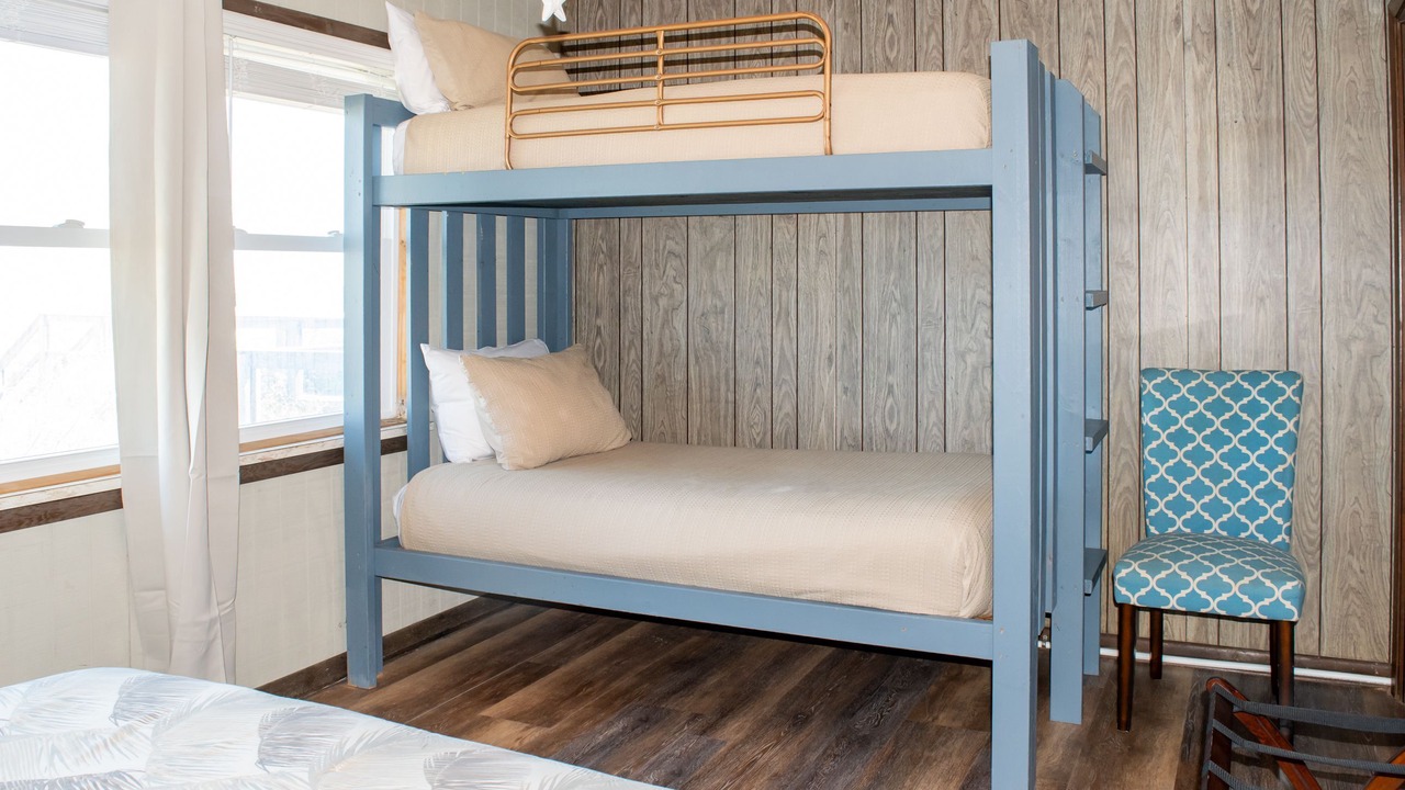 Photo of Bedroom in Crescent Beach