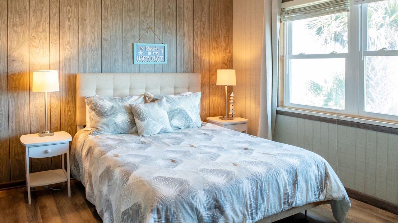 Photo of Bedroom in Crescent Beach