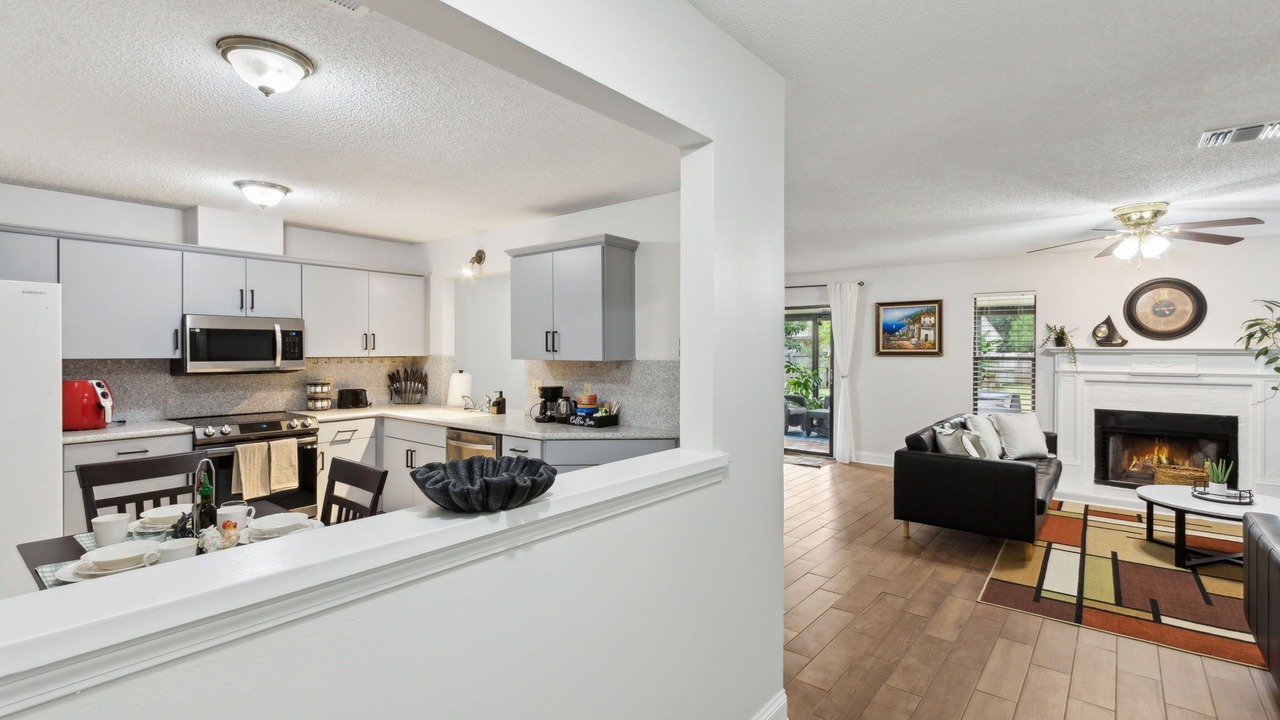 Photo of Kitchen in Sunbeam