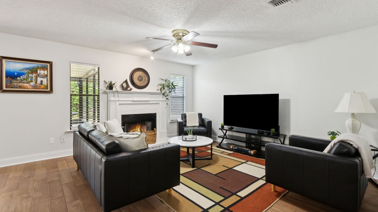 Photo of Livingroom in Sunbeam