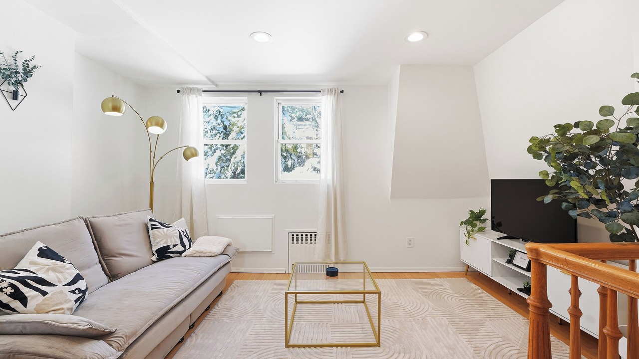Photo of Livingroom in Weehawken