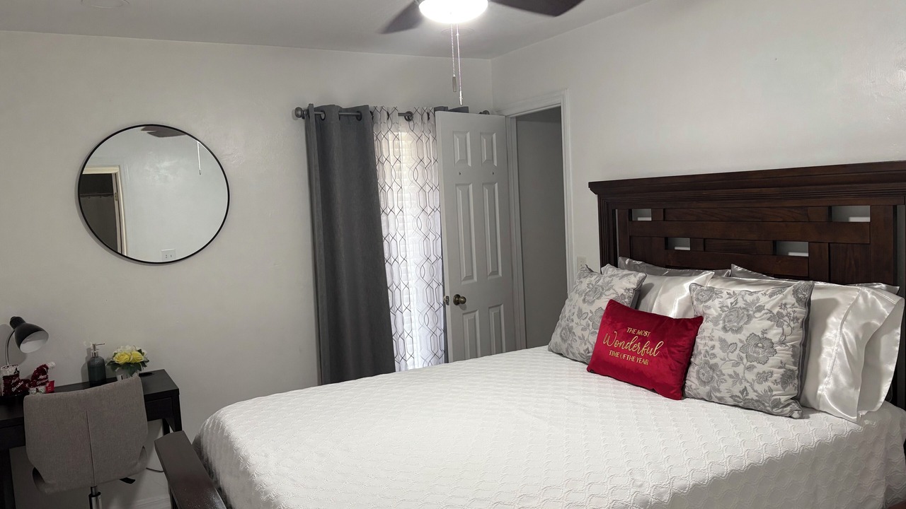 Photo of Bedroom in High Springs