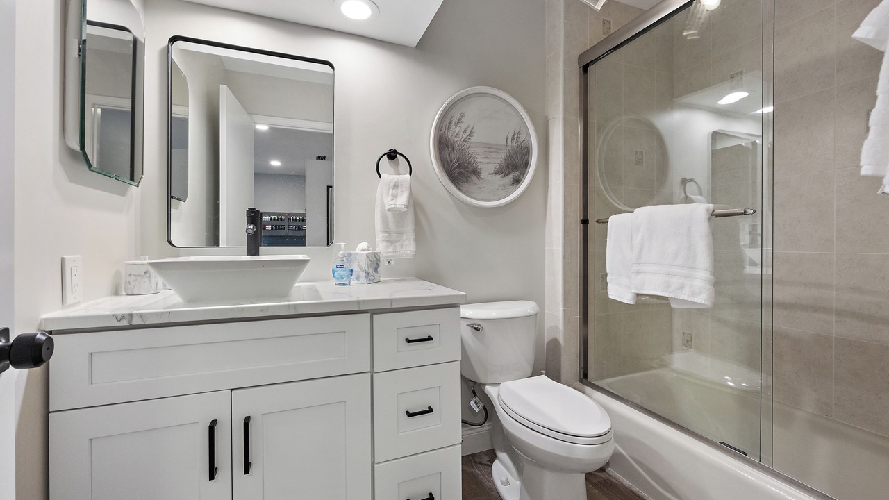 Photo of Bathroom in Palm Valley