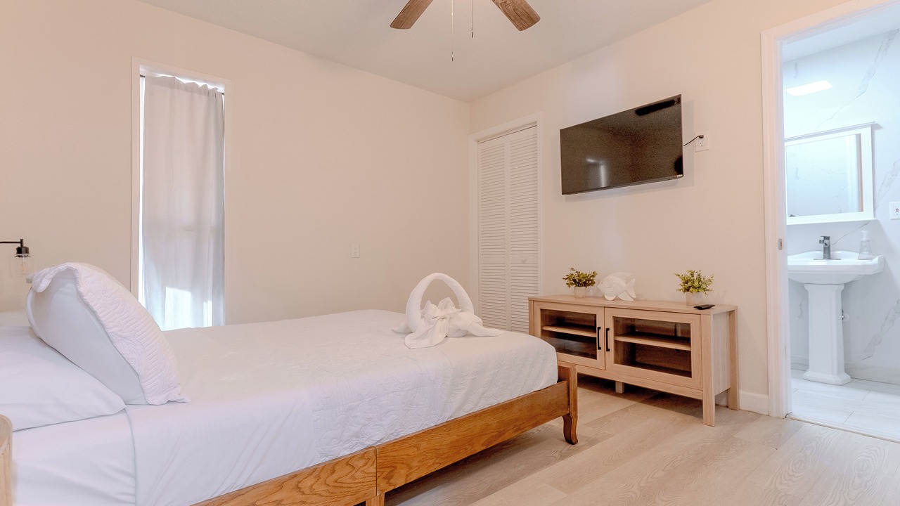 Photo of Bedroom in Indian Rocks Beach