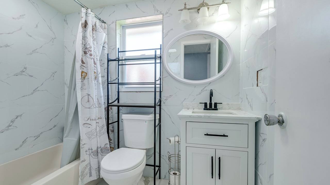 Photo of Bathroom in Tahitian Development