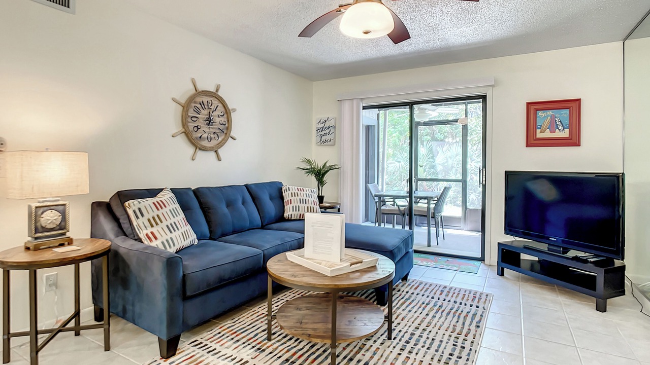 Photo of Livingroom in New Smyrna Beach