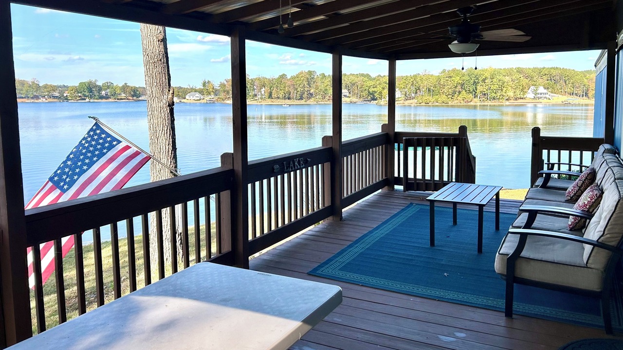 Photo of Outdoor in Lake Secession