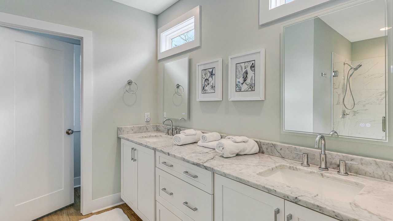 Photo of Bathroom in Tranquil Harbour