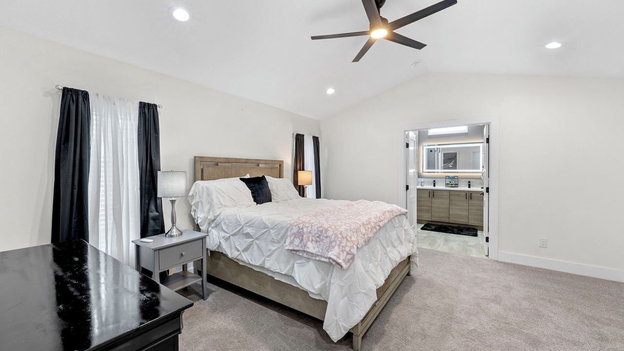 Photo of Bedroom in Temple Terrace