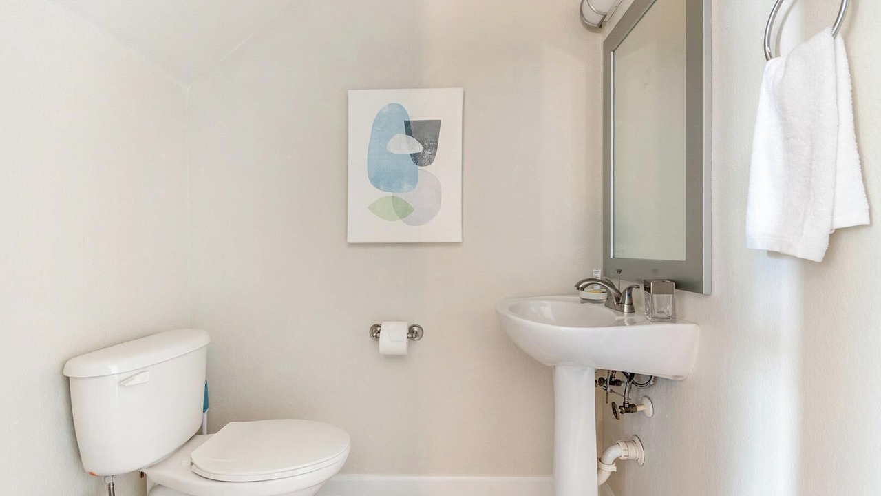 Photo of Bathroom in Metro West