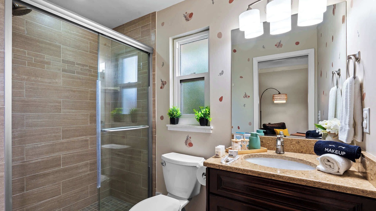 Photo of Bathroom in Largo