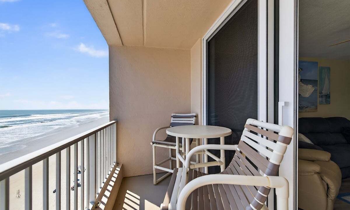 Photo of Patio Balcony in Ocean View Halifax Estates