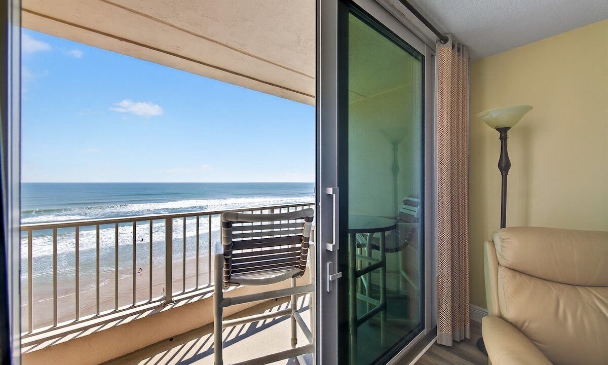 Photo of Patio Balcony in Ocean View Halifax Estates