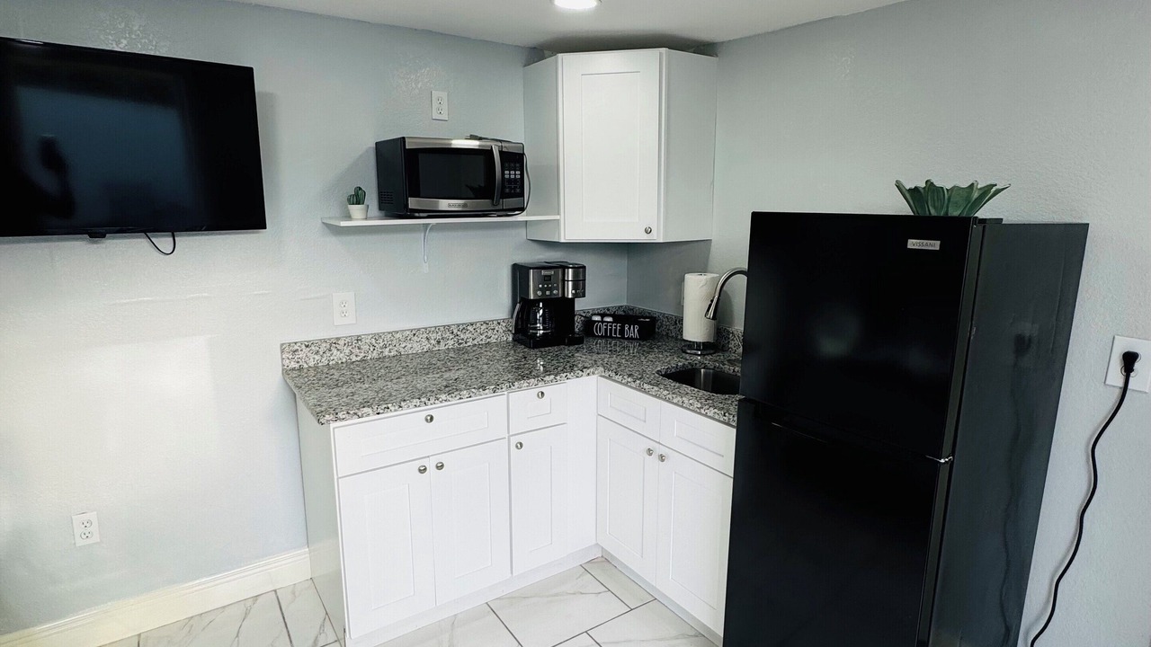 Photo of Kitchen in Pinecrest West Park