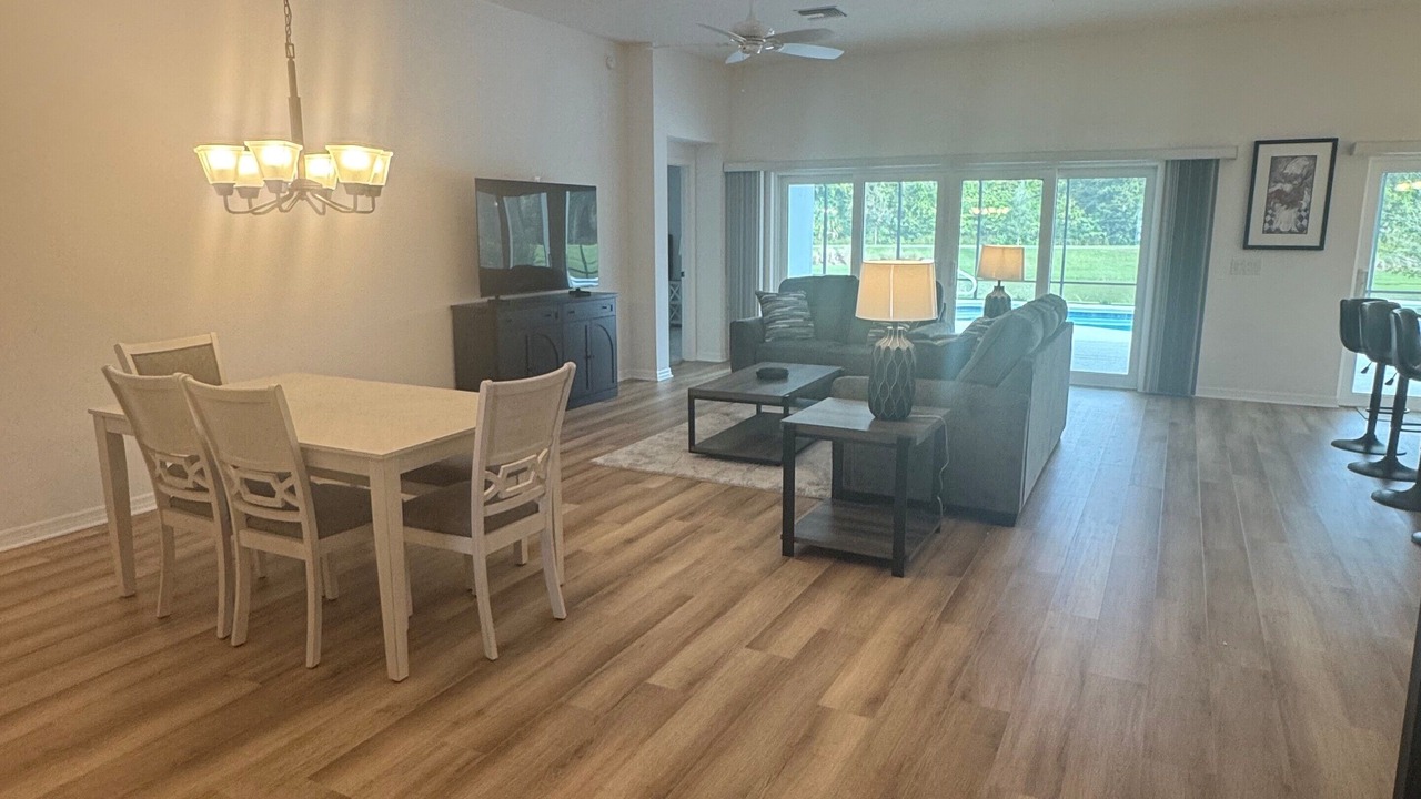 Photo of Bedroom in Okahumpka