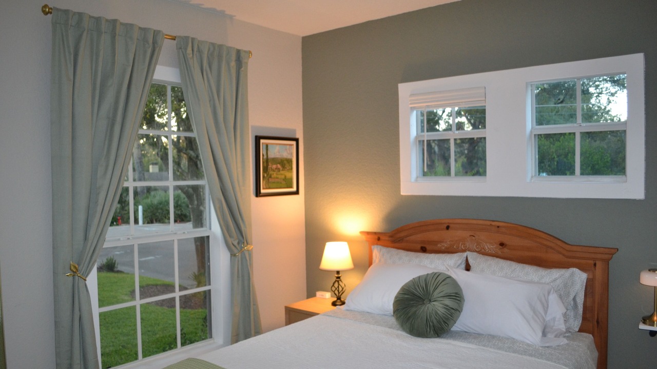 Photo of Bedroom in Mount Dora