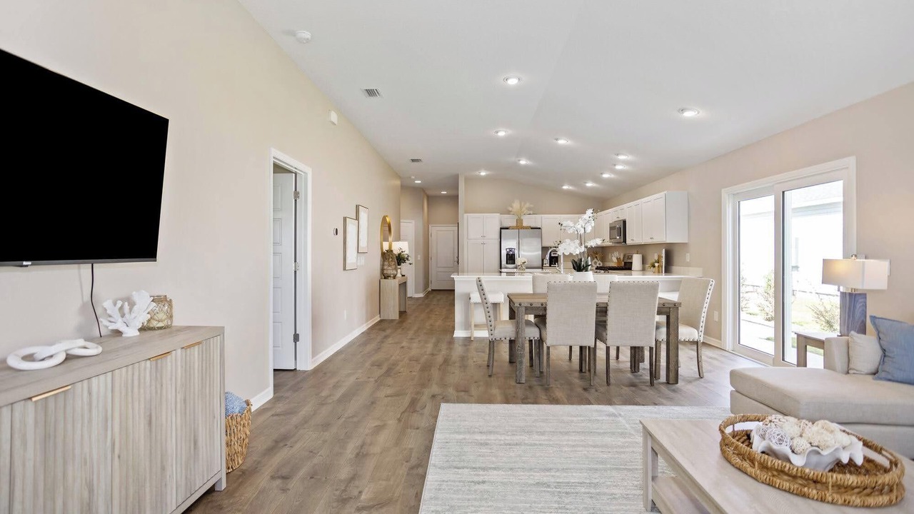 Photo of Livingroom in Sumter County