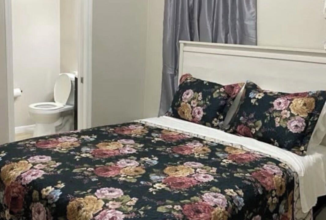 Photo of Bedroom in Egypt Lake-Leto